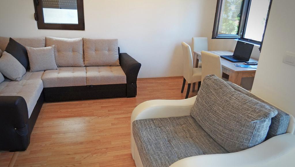 Blue Bay Apartments Krasići Ngoại thất bức ảnh